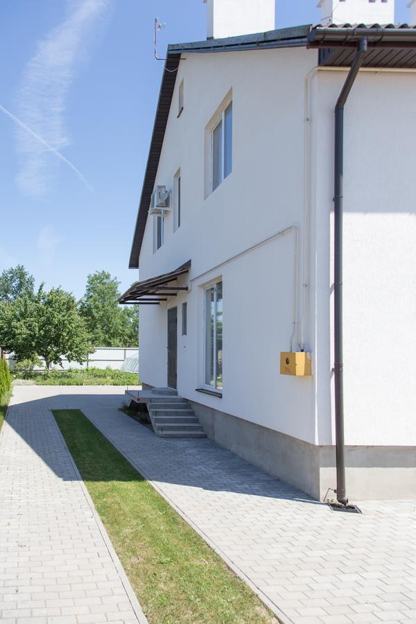 Guest House Аirport Brest Eksteriør bilde